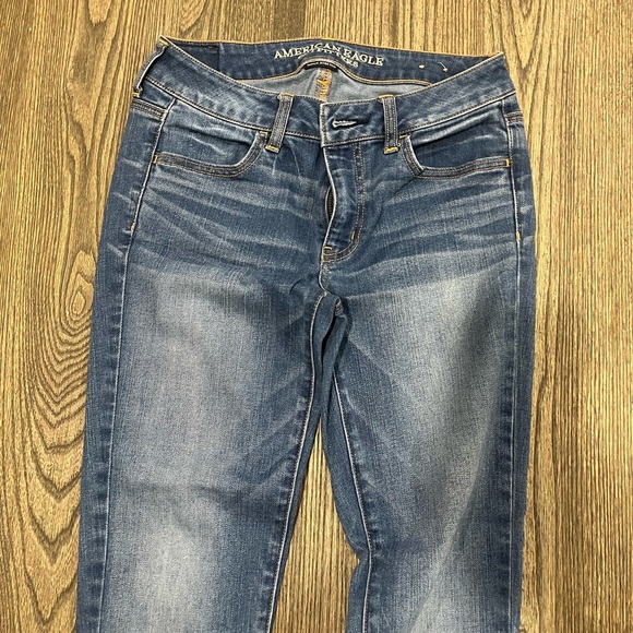 American Eagle Jeggings Jeans Pockets Super Stretch Denim Medium Wash Size 4 - Picture 3 of 11
